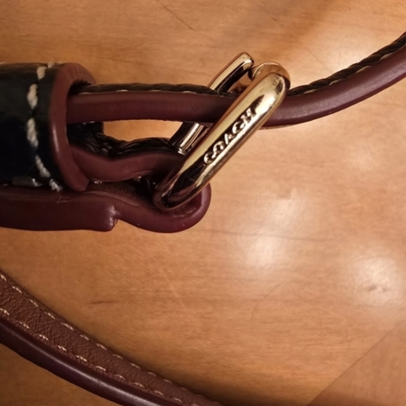 Coach Baby Mickie Drawstring Shoulder Bag in Signature Denim Jacquard - Picture 8 of 8